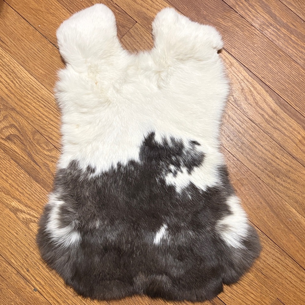 #0607 White Gray Real Rabbit Pelt for Crafts